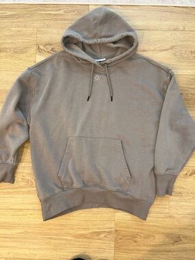 Reebok woman’s Gray Hooded Sweatshirt - Cozy Pullover Hoodie